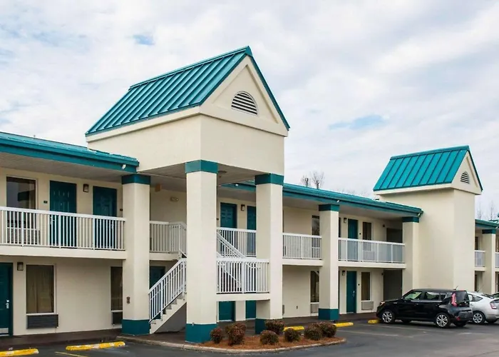 Quality Inn Chipley I-10 At Exit 120