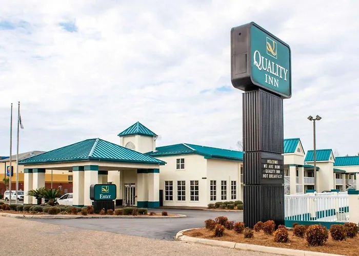 Quality Inn Chipley I-10 At Exit 120