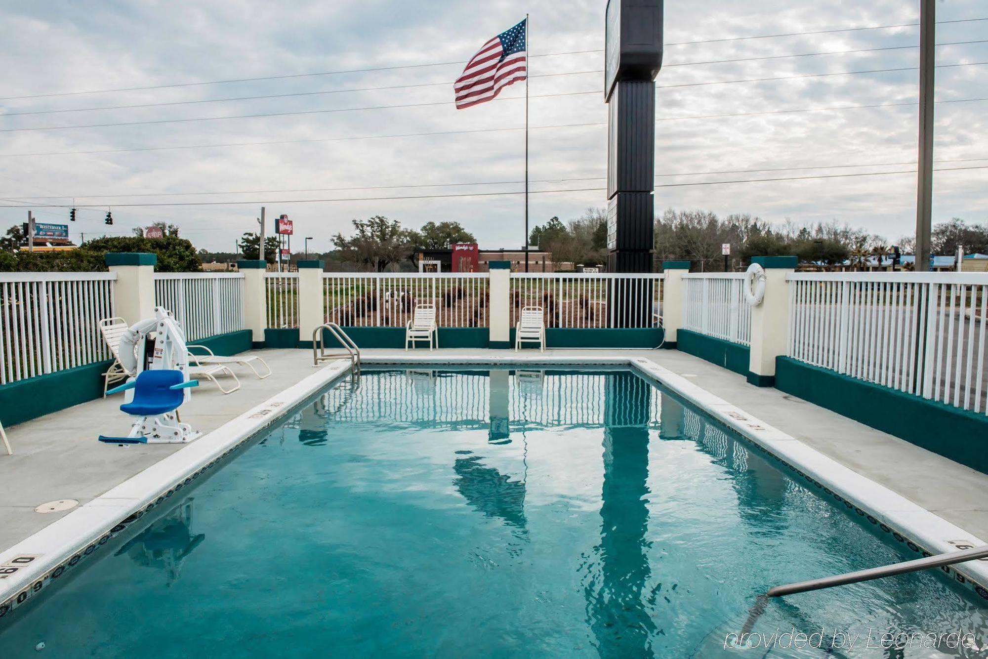 Quality I-10 At Exit 120 Locanda 2*